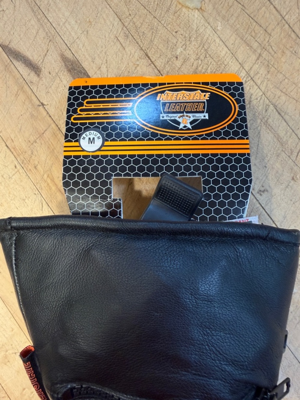 Black Leather Gauntlet Motorcycle Glove with Zip Pocket and Rain Covers - Picture 2 of 6
